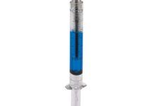 Kuličkové pero ve tvaru injekční stříkačky