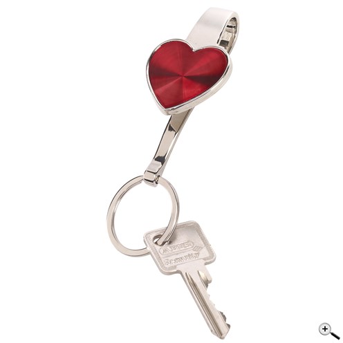 Vyhledávač klíčů s lesklým červeným srdcovým klipem a kroužkem na klíč